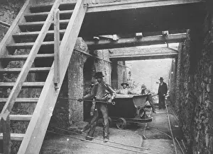 Actual: Workers in the zinc industry, 1903