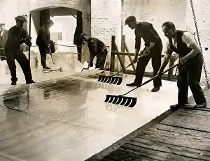 Privilege: Workmen manufacturing ice, London, 1920s