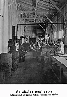Gondolas: Workshop for balloons, 1909