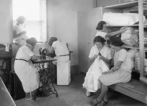 Seamstress: Workshop for children's clothing in a Jewish