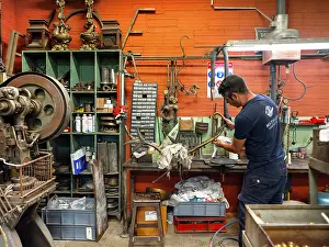 Refurbishment: Workshop, Mathieu Lustrerie, Gargas, Provence, France