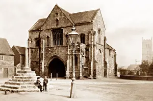 Gatehouse: Worksop Market Cross and Gatehouse Victorian period