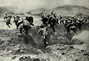 Lcgr0113: World War 1. A British assault on a Turkish position