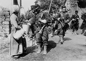 Lcgr0113: World War 1. French troops on the march, and during