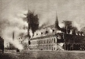 Lcgr0113: World War 1. The medieval Cloth Hall of Ypres