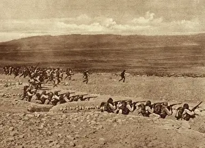 Lcgr0113: World War 1. Turkish troops leaving their trenches