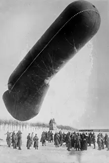 Phallic: World War I, German observation balloon ?