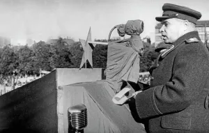 Invaders: World War II