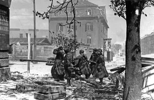 Khaldey: World War II