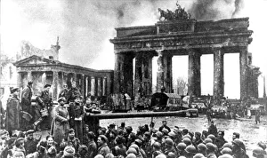 Liberates: World War II - Soviet army liberates Berlin
