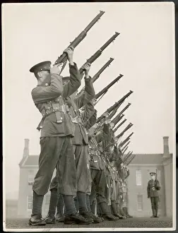 Puttees: WORLD WAR ONE TRAINING