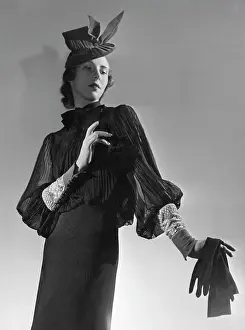 Terminating: WORTH BLOUSE 1930S