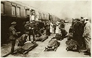 Stretchers: Wounded soldiers returning home