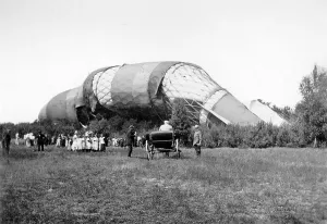 Lanz: Wreck of the crashed airship Schuette-Lanz, 1913