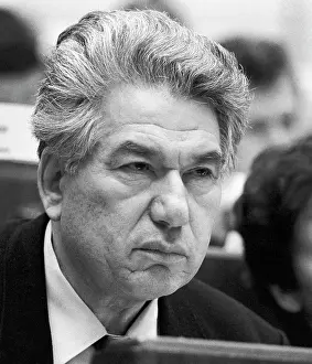 Kyrgyz: Writer Chingiz Aitmatov, 1990
