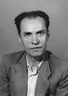 Evgeny: Writer E. S. Yunga