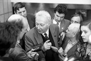 Questions: Writer-historian Roy Medvedev, 1990