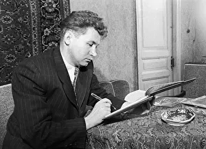 Nikolaevich: Writer V.N.Azhayev