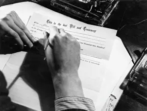Hurries: WRITING A WILL/C 1950