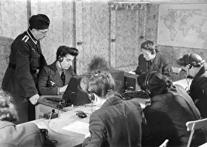Blitzmadchen: WW II - women at the front 1943