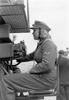 Tehnology: WW II - women at the front 1944