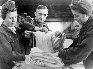 Tehnology: WW II - women at the front 1944