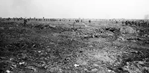 Ginchy: WW1 - Battle of Ginchy - Troops moving to the