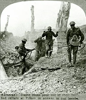 Stereoscope: WW1 - Dazed German soldiers surrendering