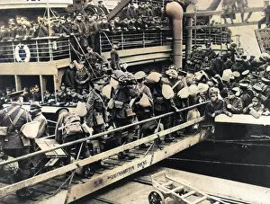 WW1 - Embarkation of Troops at Southampton Docks