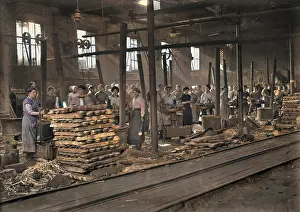 Shrapnel: WW1 - Group of manual workers in a factory - Shrapnel