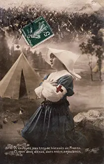 Prays: WW1 POSTCARD NURSE PRAYS