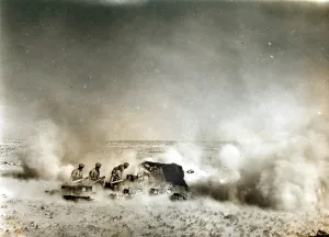 Collected: WW2 - 25 pdr gun in action