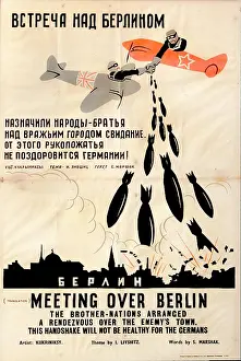 The Maurice Collins Images Collection: WW2 - Over Berlin