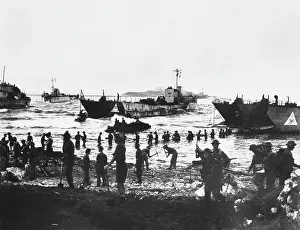 Tankers: WW2 - British troops landing on Sicily