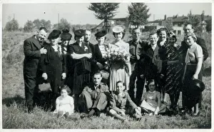 Henlys: WW2 - Home front - Wartime marriage group