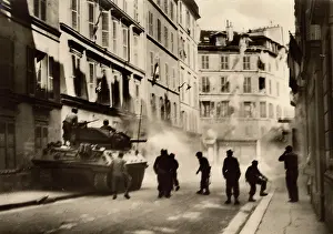 Feb17: WW2 - Liberation of Paris. A Leclerc Tank in action