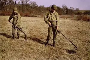 Detectors: WW2 - military - mine detectors