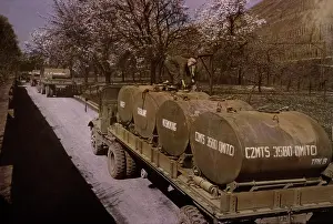 Skid: WW2 - military - transportation