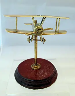 WWI biplane with a bullet fuselage