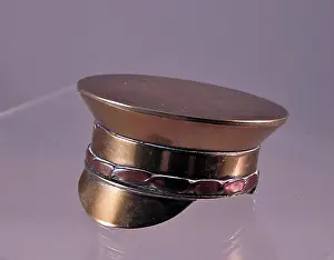 Snuffbox: WWI brass snuffbox modelled as British Army service cap