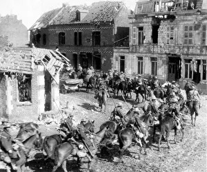 Lances: WWI, British Cavalry Regiment, 1914
