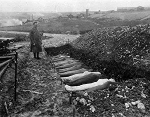 Chaplain: WWI, Chaplain Conducts Burial Service, 1918