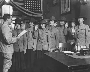 Stenographer: WWI Marine Stenographers