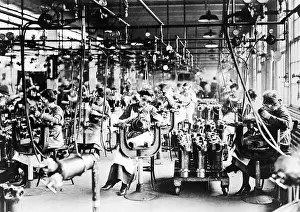 Welders: WWI, Women Welders