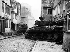 Lohr: Two WWII Tanks