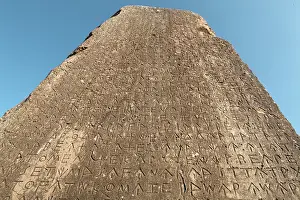 Columna: Xanthian Obelisk, Xanthos, Turkey
