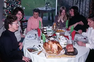 Tacky: XMAS DINNER 1970S