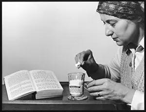 Juliette Soester: YAHRZEIT CANDLE