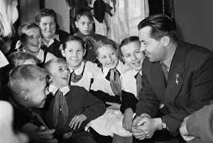 Boarding: Yakov Pavlov meets with children