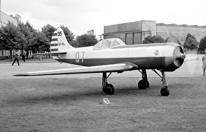 Sily: Yakovlev Yak-18PM 07 Yellow